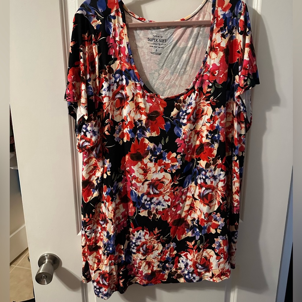 Floral top